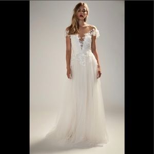 Tadashi Shoji Ivory and Nude Gown Spring 2018